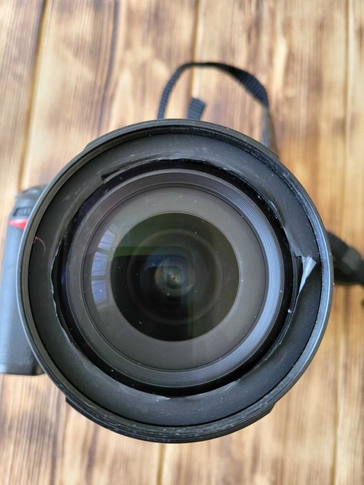 Цифровий дзеркальний фотоапарат Nikon D7000 + об'єктив Nikkor 18-105