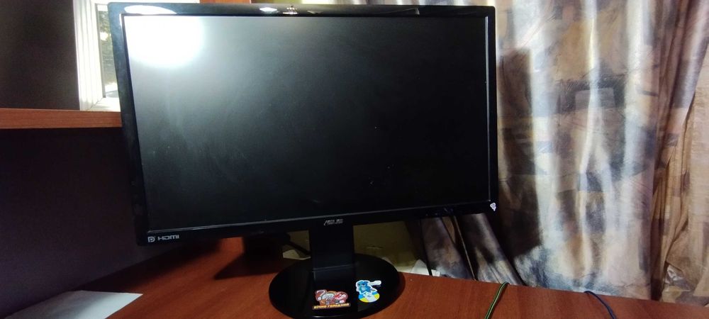 Компьютер с монитором