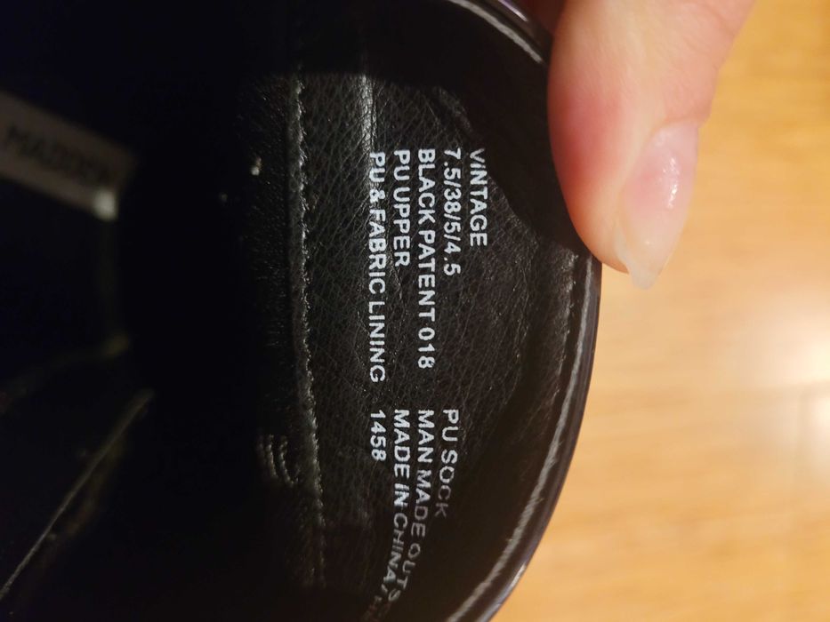 vintage- botki na obcasie