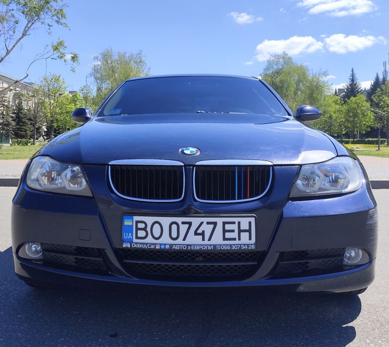 БМВ Е90  325і  2.5МТ