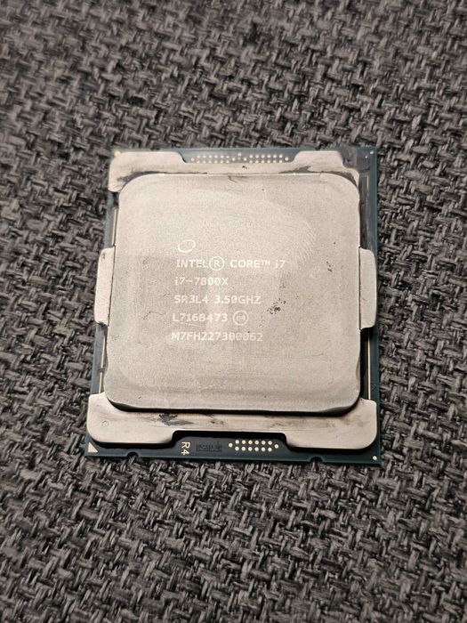 Ігровий процесор Intel core i7 7800X 6 ядер 12 потоків S2066