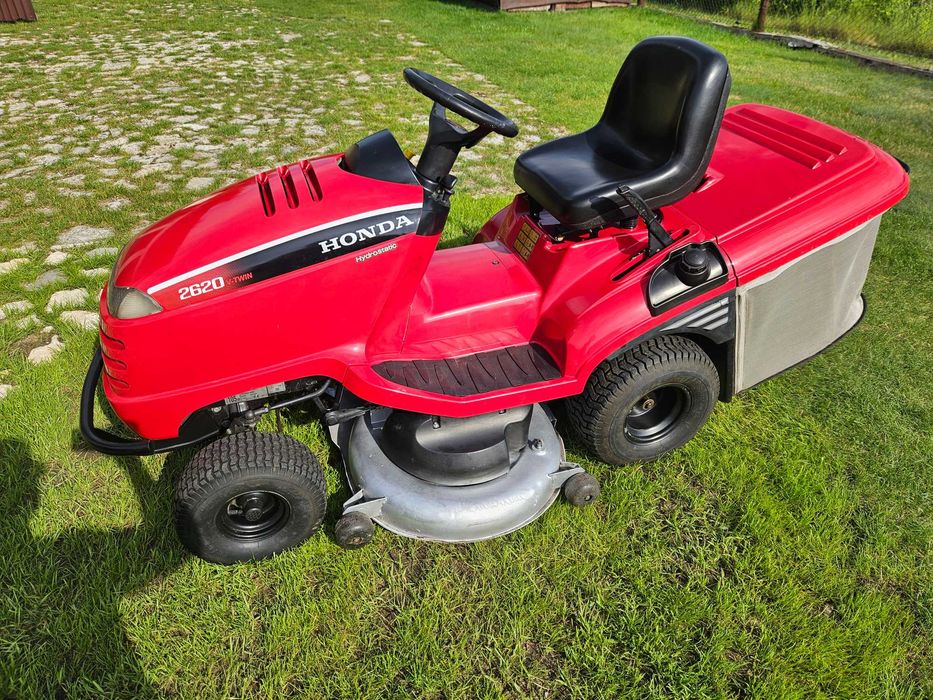 Traktorek kosiarka Honda 2620 V-twin