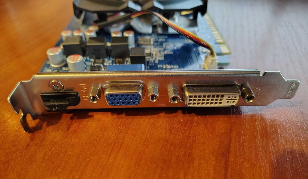 Видеокарта Gigabyte GV-N420-2GI