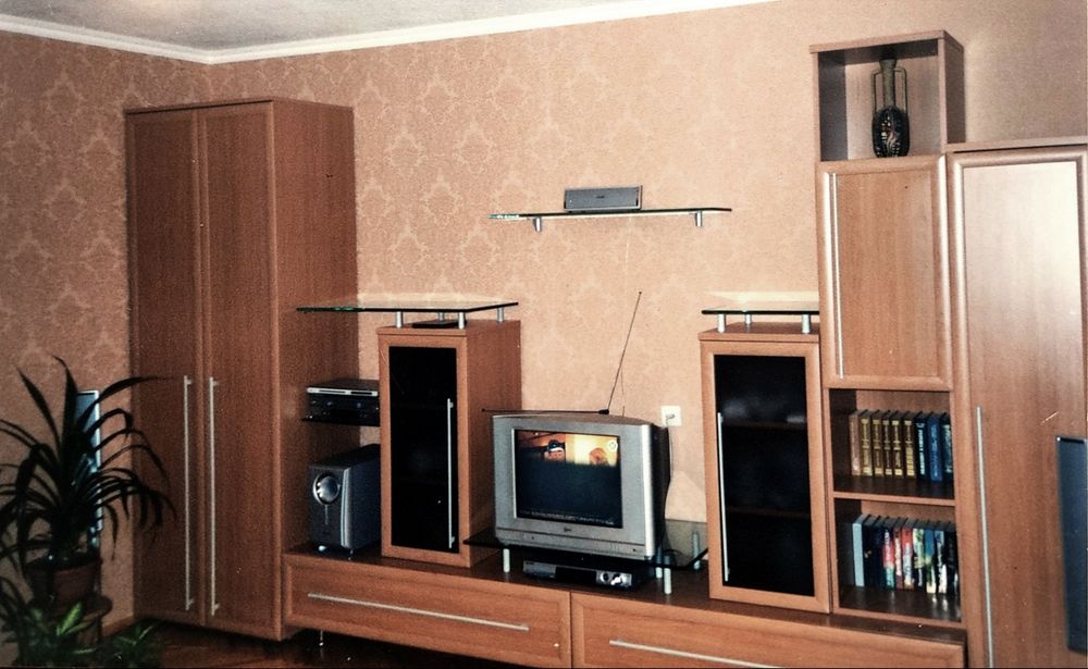 Мебель для гостиной, спальни