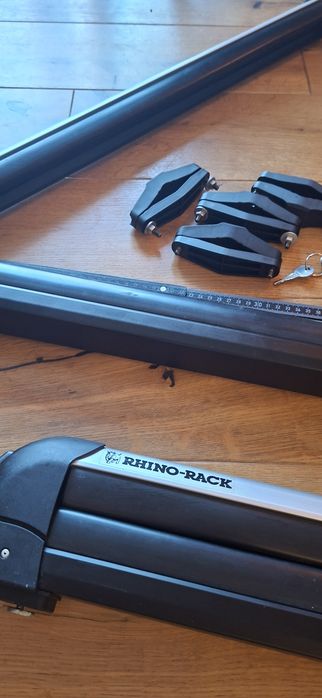 Uchwyt na narty. Rhino rack