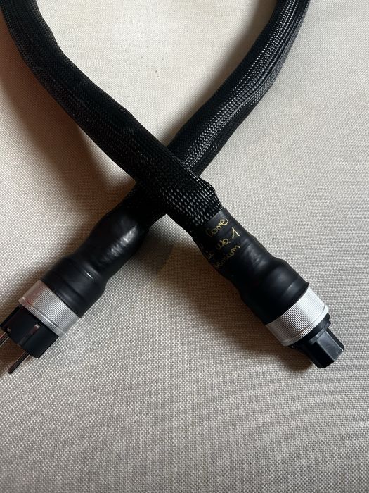 Solid Core Audio Powe No.1 Premium