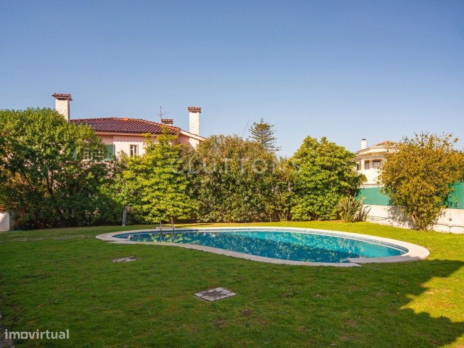 Arrendar moradia T6, Jardim e Piscina, Santo Amaro Oeiras