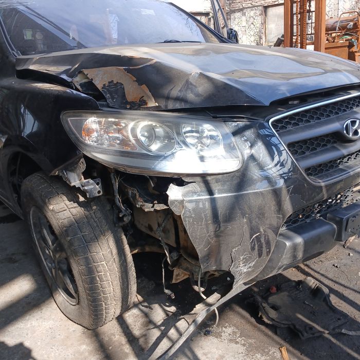 Продам Hyundai Santa FE 2 4×4 2.2CRDI Санта Фе механіка після дтп на ходу