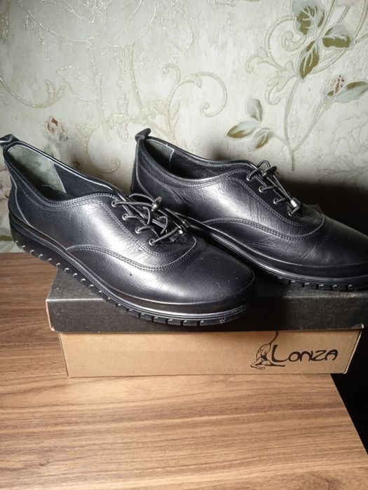 Шкіряні туфлі чорні