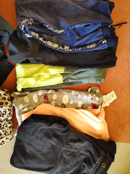 Zestaw ubranek 128-134