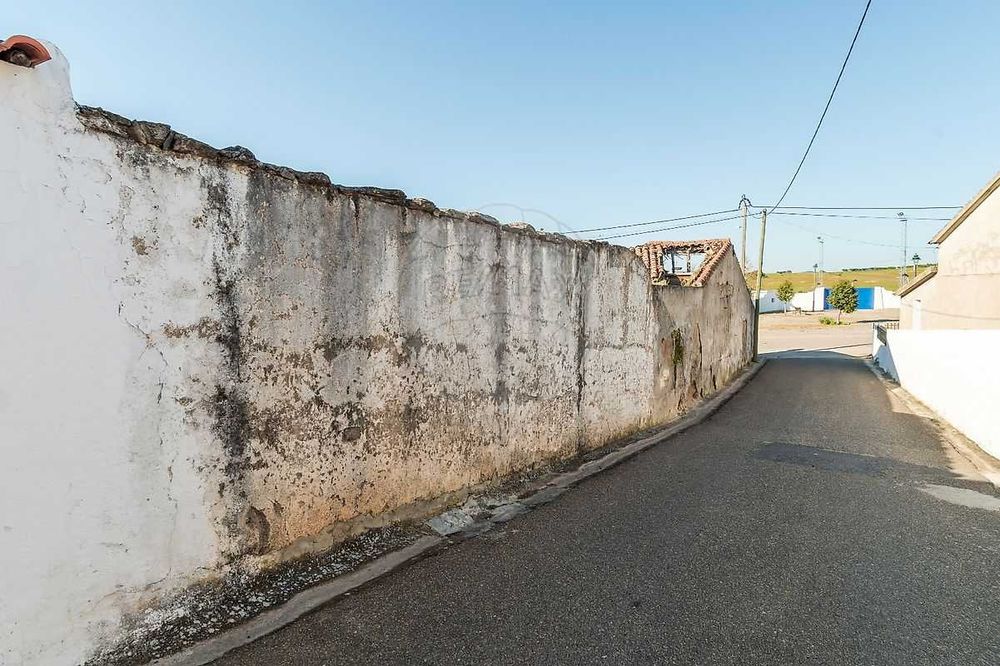 Terreno para construção — Vila Nova De São Bento E Vale De Vargo, Beja