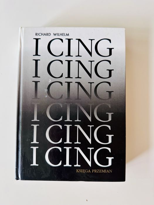 Księga Przemian wydawnictwo Latawiec – unikalna książka, stan idealny!