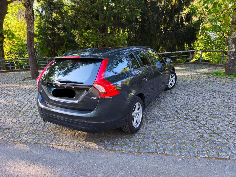 Volvo V60 2.0 D2 Kinetic - 2017