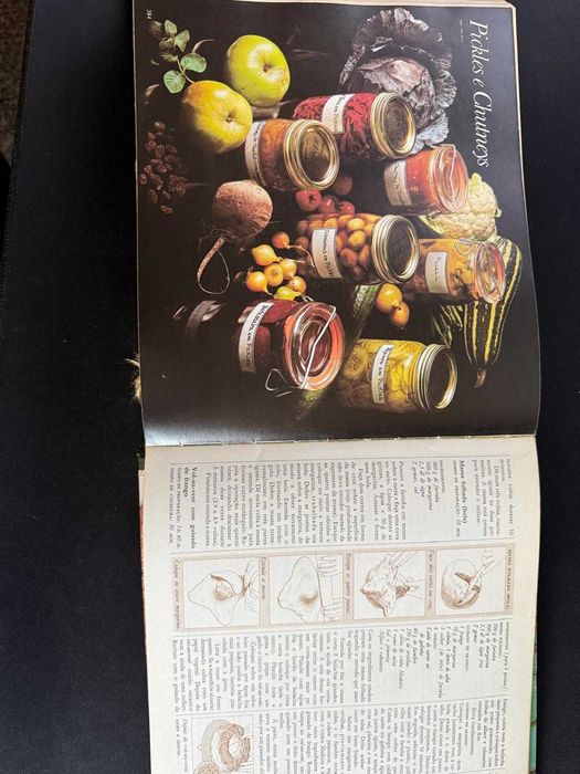 Livro “Doze Meses de Cozinha” – capa dura, ilustrado