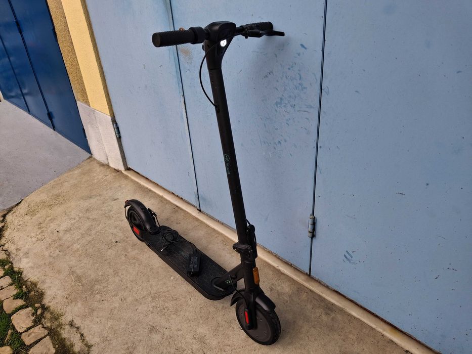 Trotinete Elétrica You-GO L2 com carregador pronta a andar