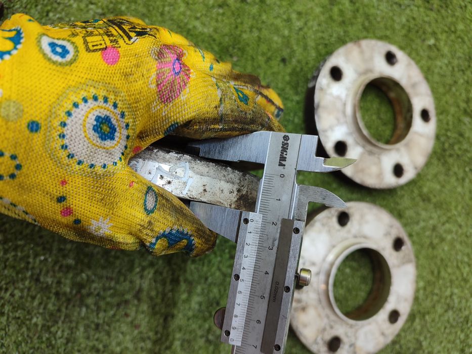 Проставки на колеса BMW X5 E53 колесные БМВ Х5 Е53 2см Разборка Розбор