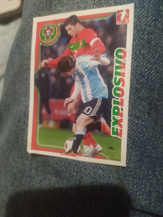 Cromo recuperado Portl de ouro Cristiano Ronaldo vs Messi ultra raro