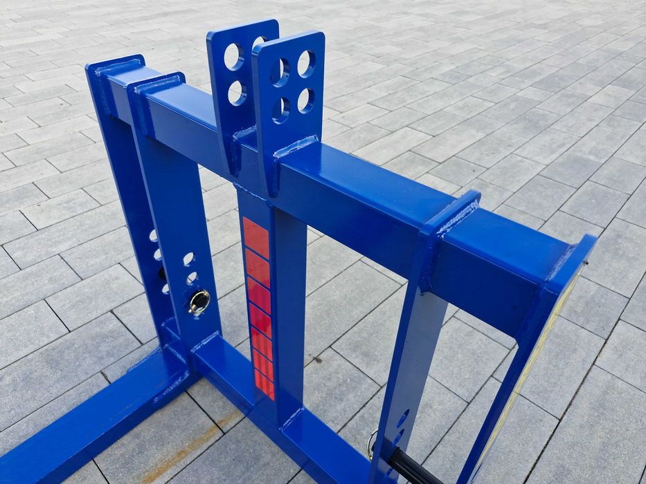 paleciak na tył ciągnika, widły do palet, 4 uchwyty mocujące, nowość