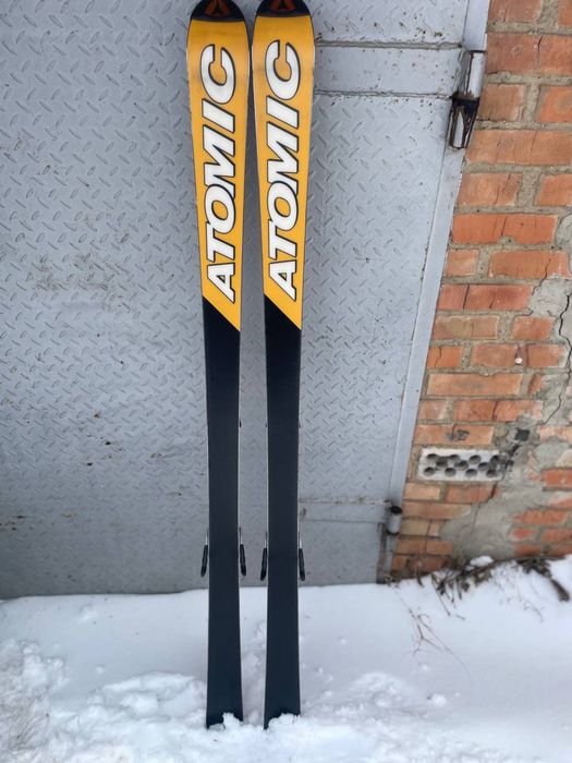 Продам гірські лижі Atomic Beta Ride  з кріпленнями