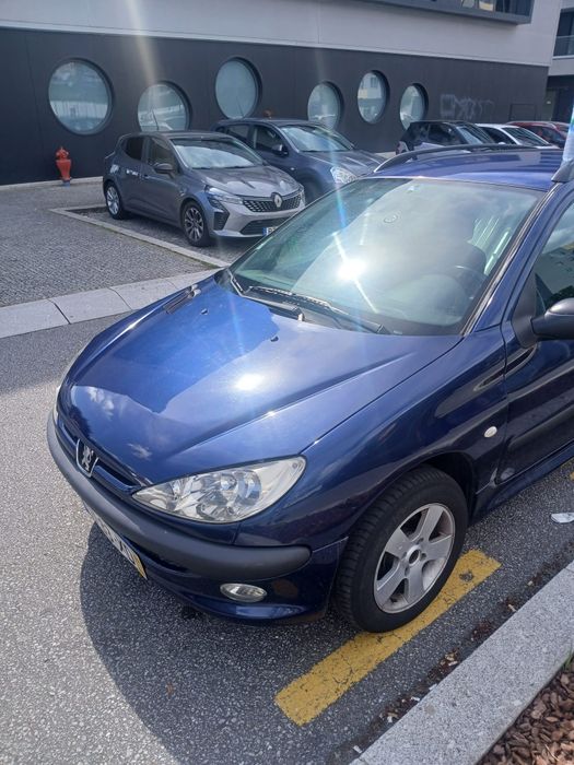 Faço negócio em carrinha ou van