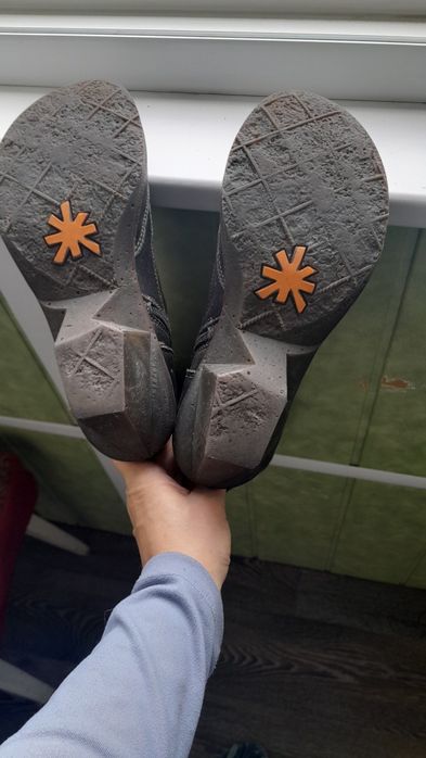 Чоботи шкіряні на осінь ART