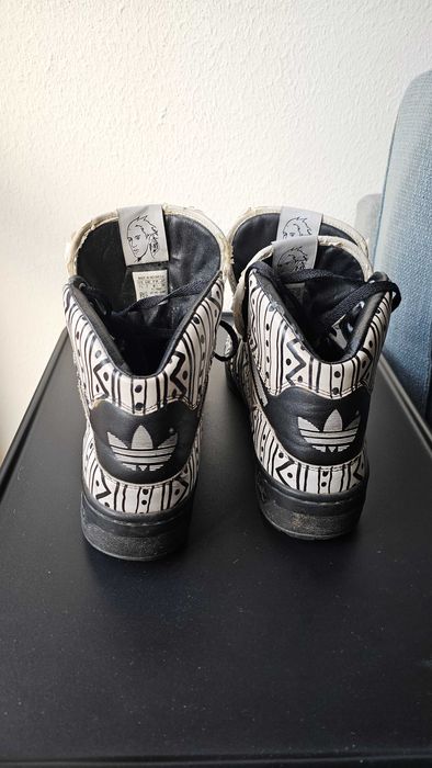 Ténis adidas jeremy scott