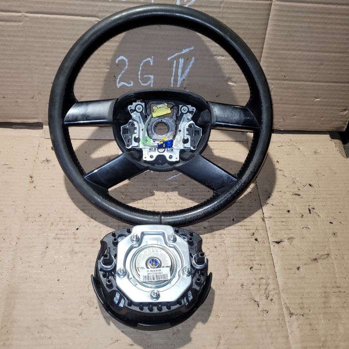 Kierownica skórzana czteroramienna z poduszką vw Touran I 2004r