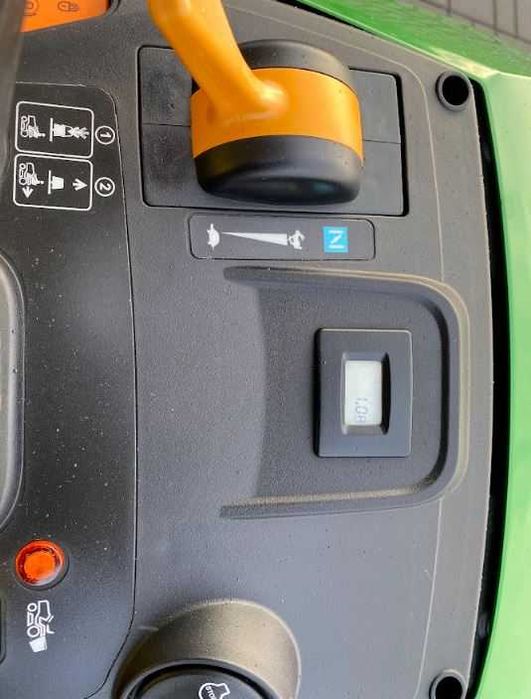 Traktorek Ogrodowy JOHN DEERE X167R /656 cm³ V-twin /300 l kosz /107cm