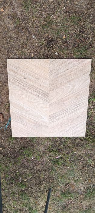 Sprzedam 15 płytek 60*60 cm