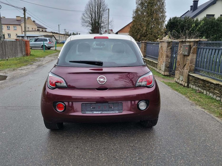 Opel  ADAM   2018r      101000 km   Super  Stan