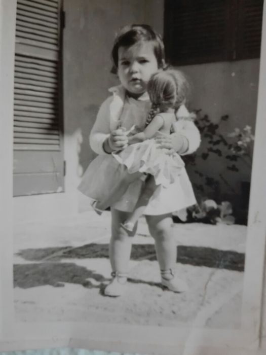 Boneca "BELLA" muito antiga