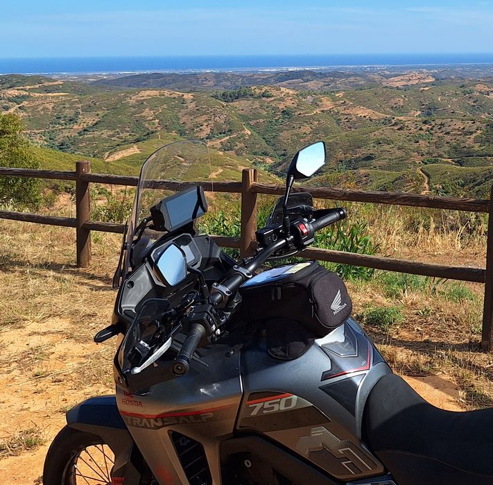 Honda Transalp xl750  Impecável