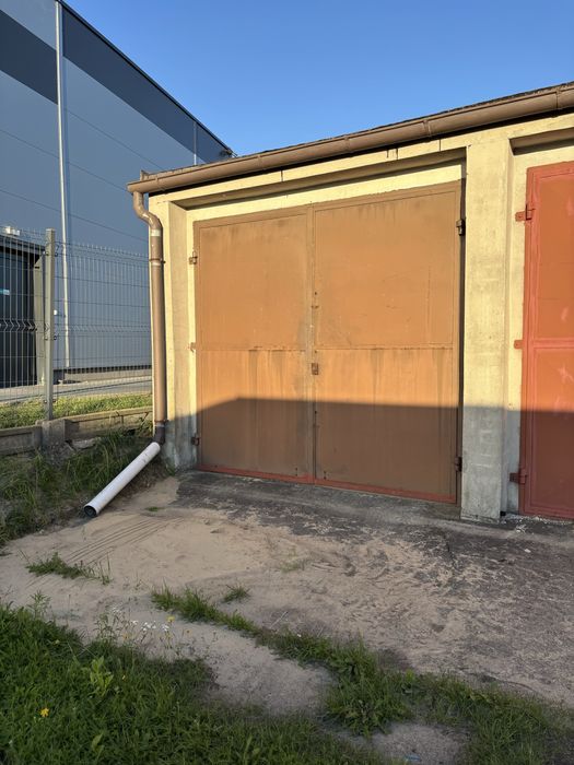 GARAZ OSTRZESZÓW zamkowa lidl stalchem