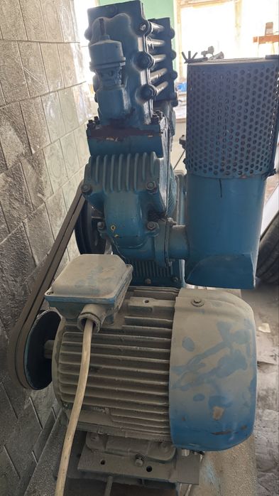 Продам компрессор