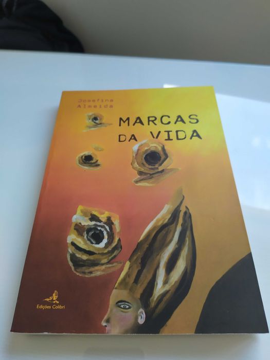 Livro Marcas da vida de Josefina Almeida