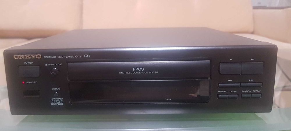 CD проигрыватель Onkyo C-711 Optical made in Japan