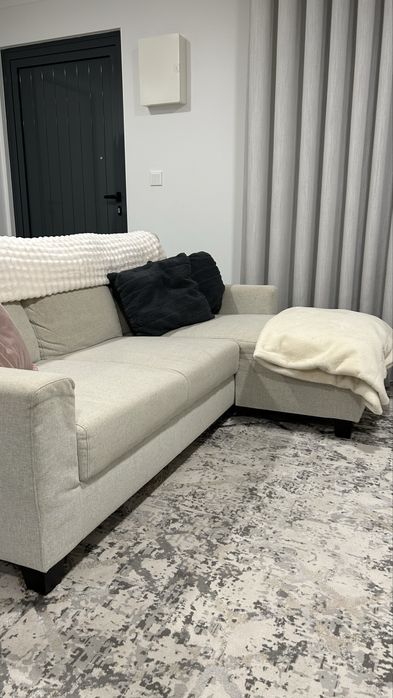 Sofá Ikea com chaise longue