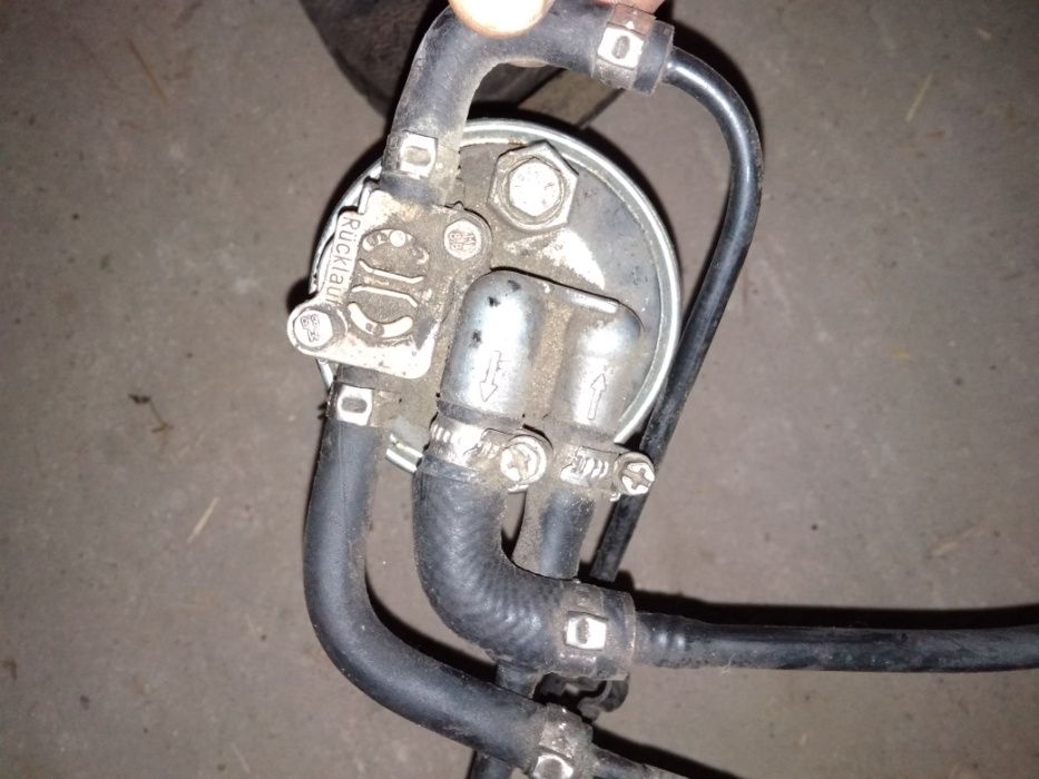 podstawa filtra paliwa przewody paliwowe a4 b5 a6 1.9tdi afn ahu ahh