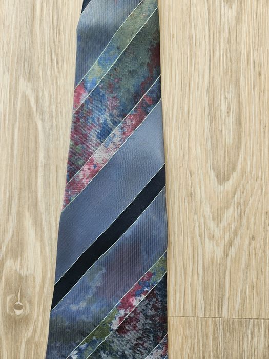 2 Gravatas multicolor/vermelha