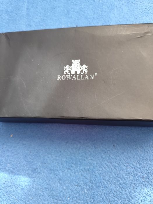 Portfel damski skórzany  marki ROWALLAN
