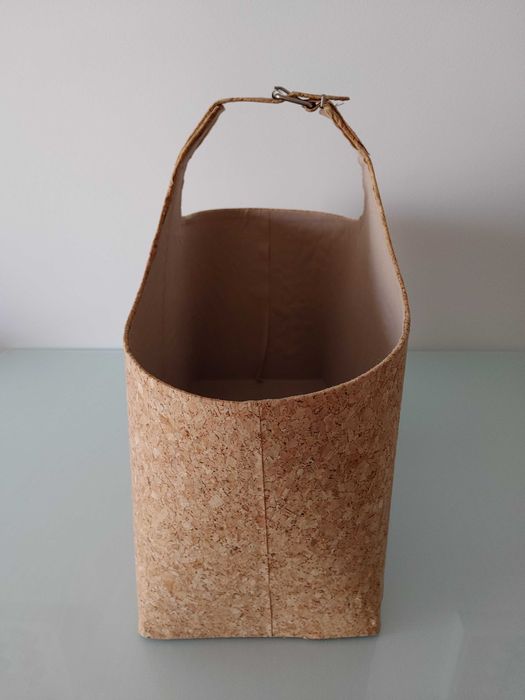 Porta revistas efeito cortiça