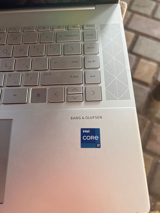 Продам ноутбук бу , HP envy 15