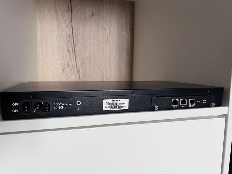 GSM VoIP шлюз Dinstar UC2000-VF-16G