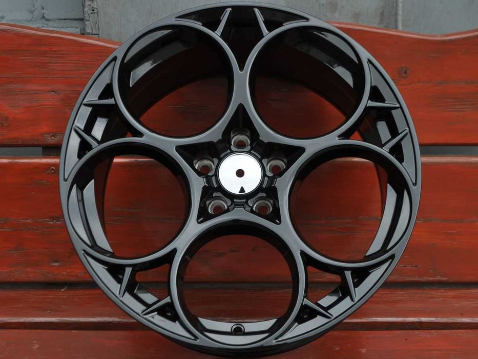 FELGI R18 5x110 Alfa Romeo Giulia Giulietta Stelvio Tonale Fiat 500x