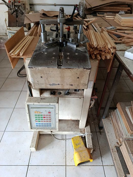 Maquinaria completa para produção de memos