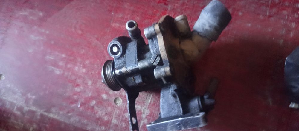 Silnik ze skrzynią biegów