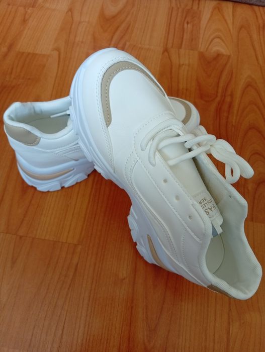 Nowe adidasy damskie