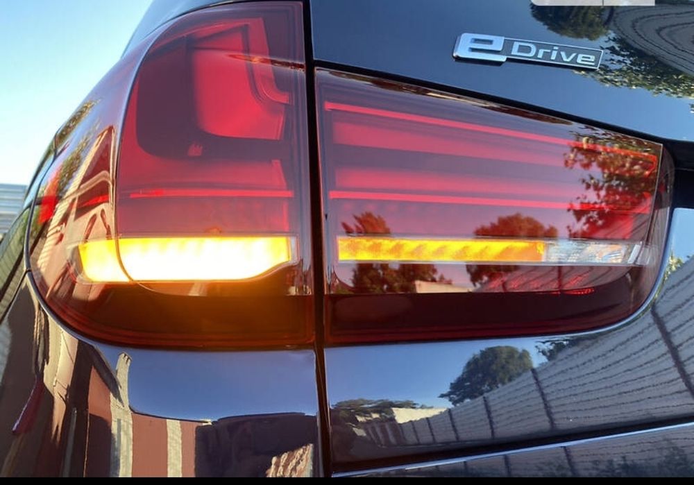 BMW X5 40e 2.0 гібрид