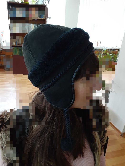 100% натуральная кожа овчина! Шапка ушанка с бубонами зимняя