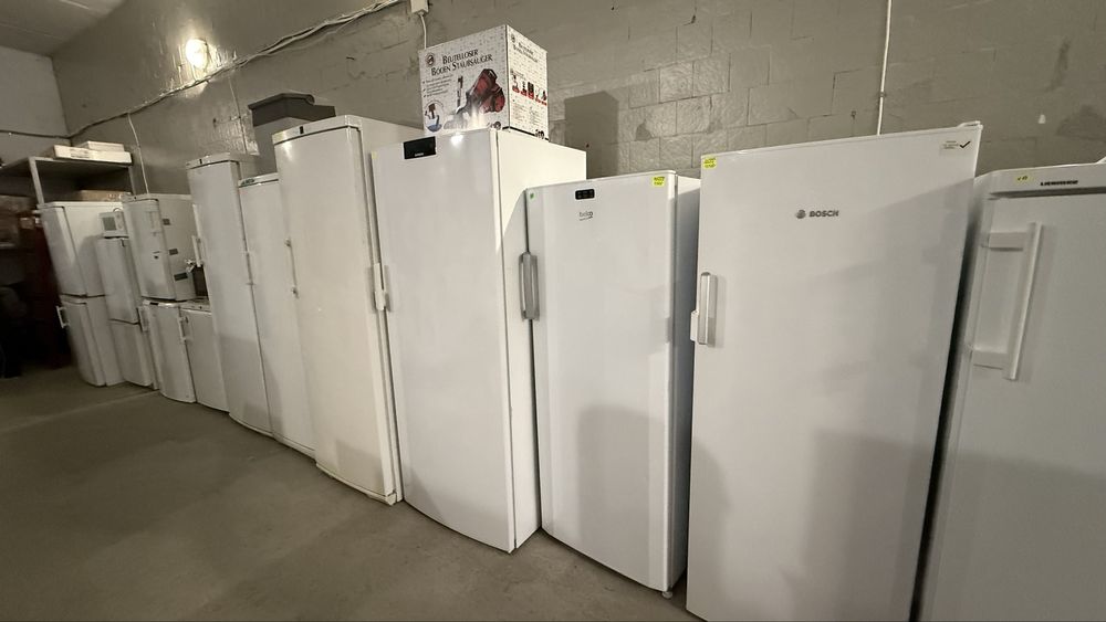 Холодильник Bosch no frost KGN73E03/04 двухкамерний